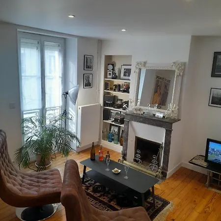 Detente A La Gare D'angers Apartment *